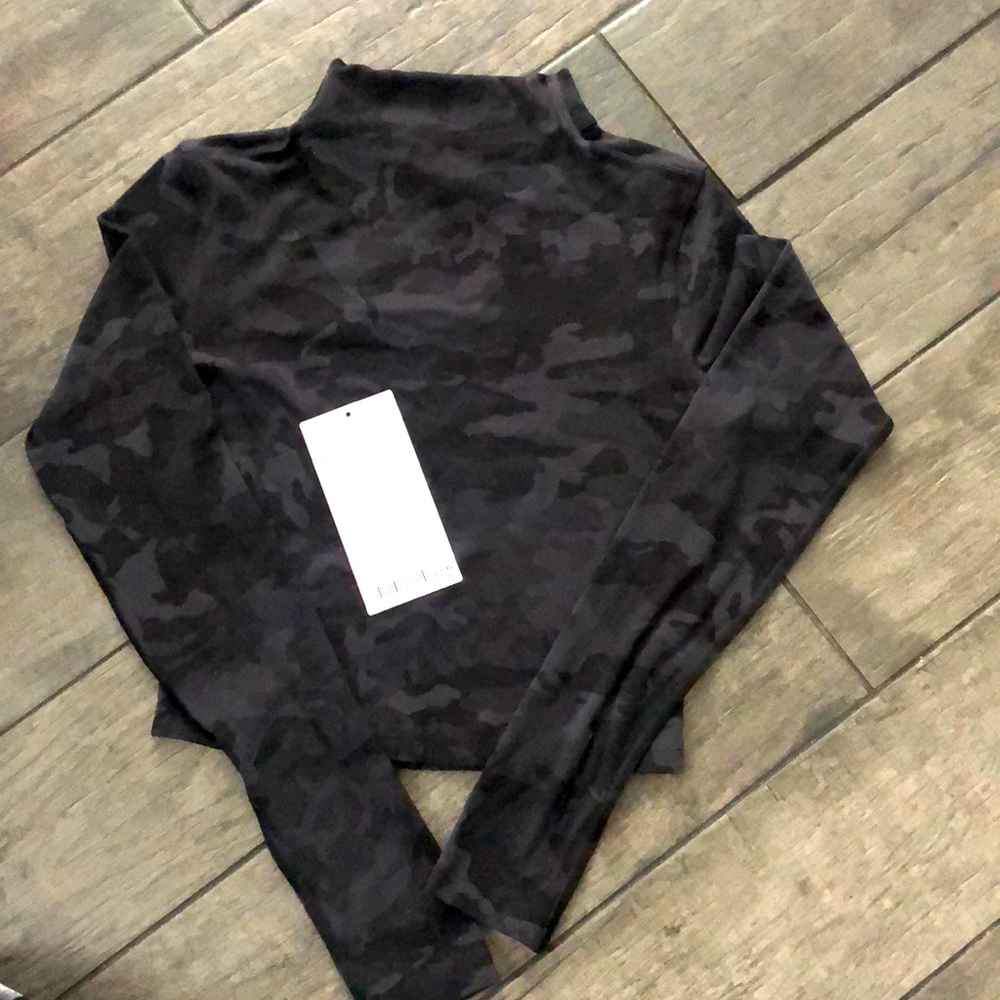 Lululemon NWT cropped All Aligned Mock Neck Long Sleeve sz 4